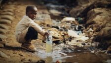 Ilustrasi krisis air minum bersih