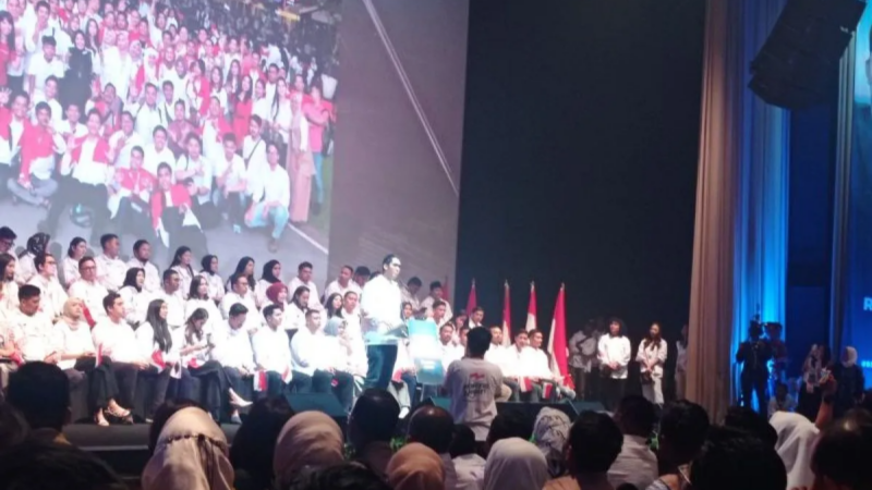 Relawan Penerus Negeri mendeklarasikan dukungan untuk pasangan Prabowo Subianto dan Gibran Rakabuming Raka di Djakarta Theater, Jakarta, Sabtu (28/10/2023). Foto: Antara