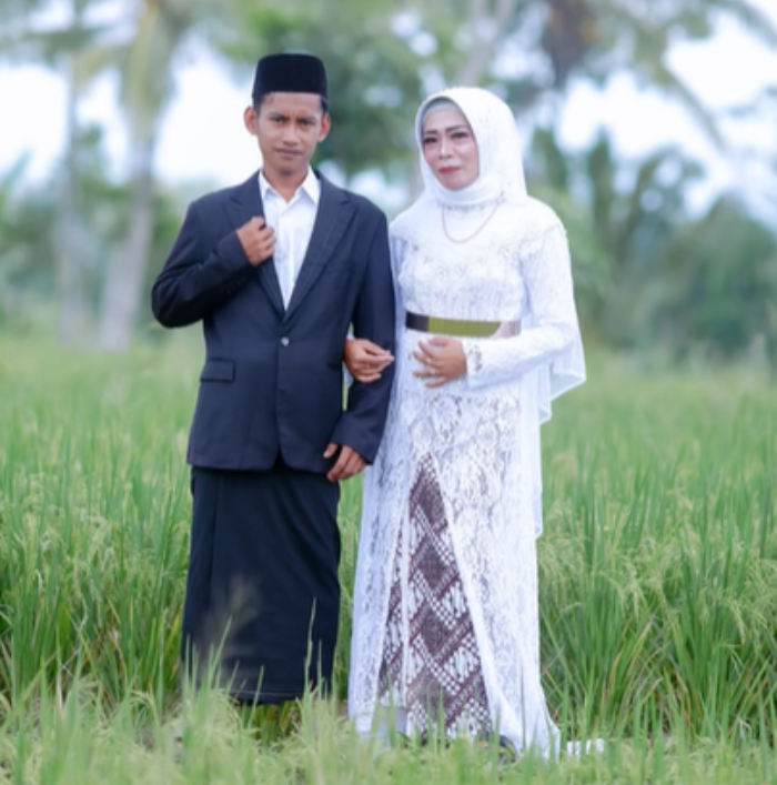 Viral, Remaja di Lombok Nikahi Ibu Teman Bermainnya, Beda Usia 20 Tahun