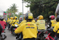 Masyarakat Ruteng, Manggarai, Flores, NTT dapat menggunakan beragam layanan Maxim untuk kebutuhan transportasi online hingga pemesanan dan pengiriman barang secara digital. Foto: Maxim/Tajukflores.com