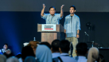 Paslon nomor urut 2 Prabowo Subianto dan Gibran Rakabuming Raka menggelar pidato kemenangan usai sejumlah lembaga survei menempatkan capres-cawapres nomor urut 2 unggul atas dua pesaingnya dengan perolehan suara 51 persen - 60 persen. Antara Foto