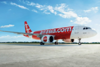 Seluruh penumpang yang menggunakan penerbangan Indonesia AirAsia di rute domestik akan mendapatkan gratis kuota bagasi kabin sebesar 7 kg dan kuota bagasi sebesar 20 kg. Foto: Tajukflores.com/AirAsia
