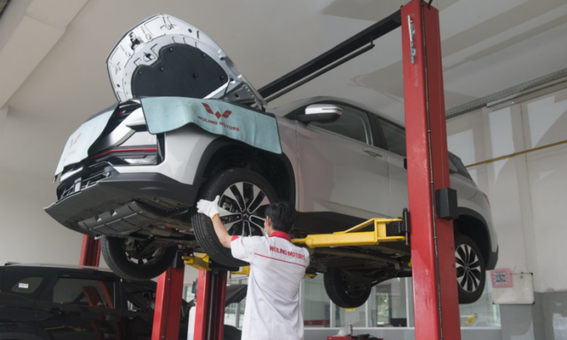 Wuling Motors siagakan 55 bengkel dan layanan Emergency Road Assistance (ERA) yang tersebar di Pulau Jawa, Bali, Kalimantan, dan Sulawesi selama periode 8 sampai 15 April 2024. Foto: Wuling Motors