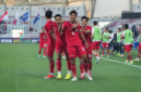 Gelandang Timnas Indonesia U-23, Komang Teguh melakukan selebrasi usai mencetak gol ke gawang Australia pada Kamis (18/4/2024) malam. Foto: PSSI