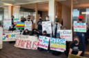 Sekelompok karyawan Google pro-Palaestina menggelar aksi protes terkait partisipasi perusahaan mereka dalam 