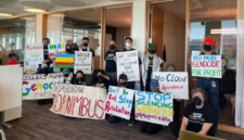 Sekelompok karyawan Google pro-Palaestina menggelar aksi protes terkait partisipasi perusahaan mereka dalam 