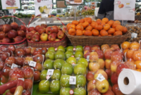 Ilustrasi buah impor