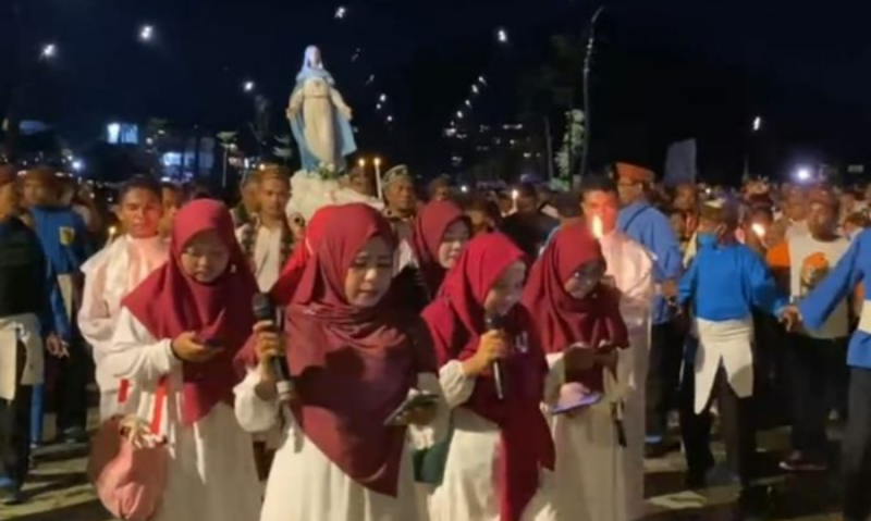 Umat muslim Labuan Bajo, Manggarai Barat berpartisipasi dalam Festival Golo Koe 2022. Foto: Tajukflores.com