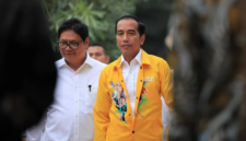 Presiden Jokowi dan Ketua Umum Partai Golkar Airlangga Hartarto (Antara)